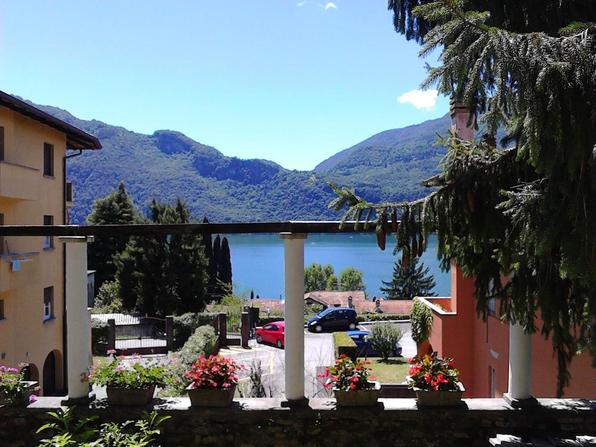 B&B Le Colombine Abbadia Lariana Exterior foto